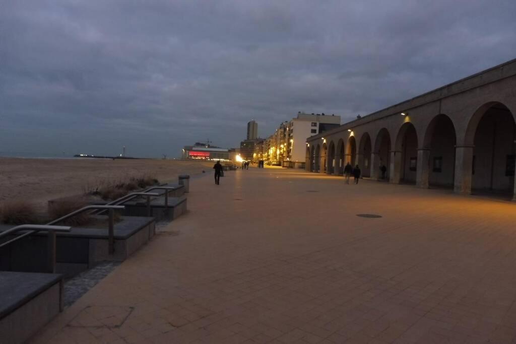 Appartement Residentie Astrid Met Private Parking 브레데네 외부 사진