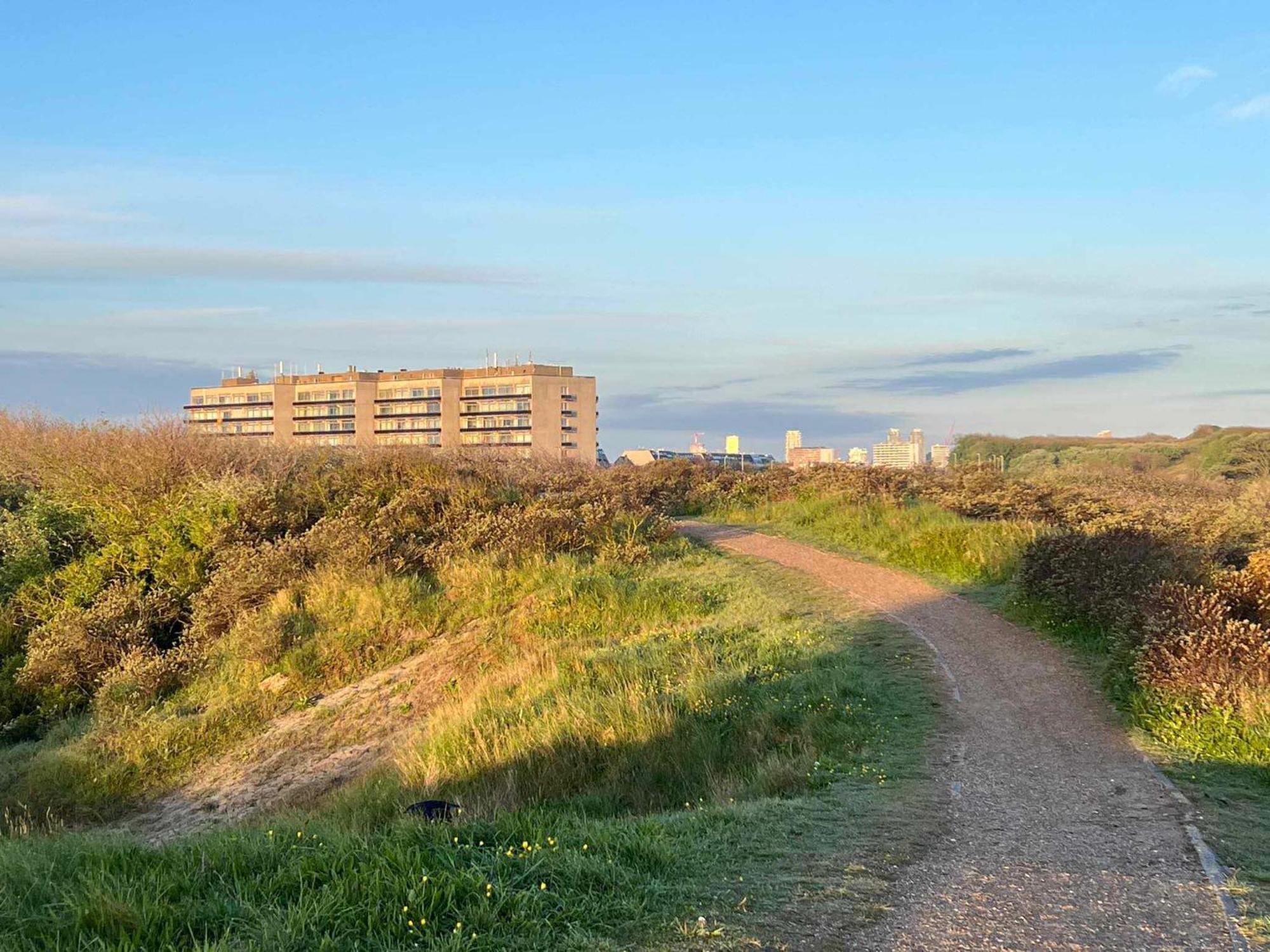 Appartement Residentie Astrid Met Private Parking 브레데네 외부 사진